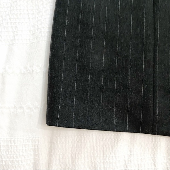 Lk BENNETT VINTAGE DARK GREY PINSTRIPES SLEEVELESS SHEATH FORMAL DRESS - Picture 8 of 10